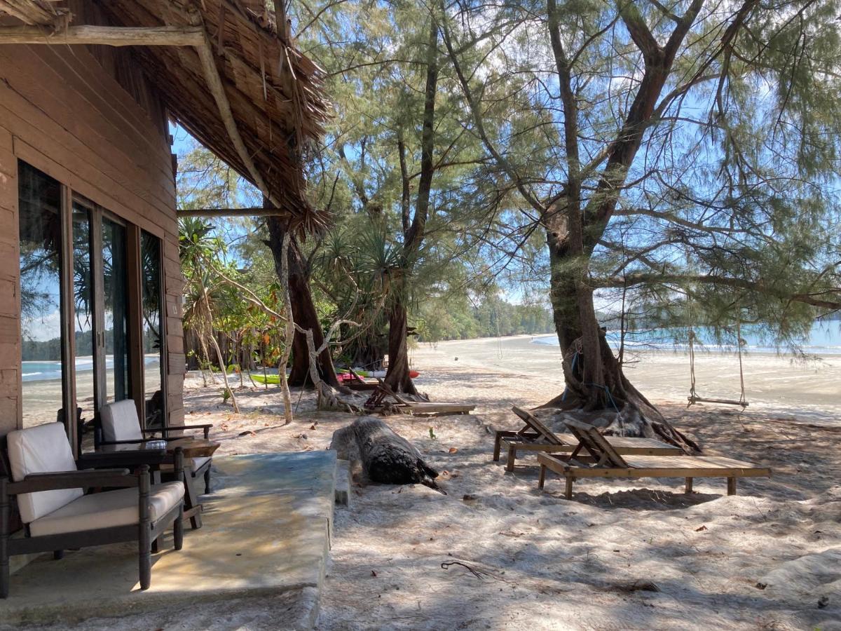 La Ong Lay Hotel Koh Phayam Bagian luar foto